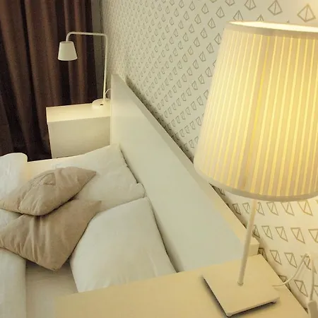 Guest house Saka Vacation House 4*