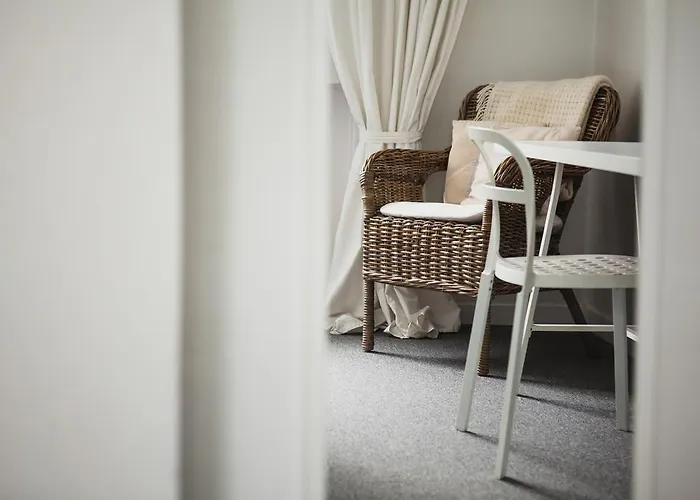 Guest house Saka Vacation House 4*